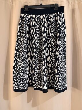 NWT Wendy Williams Black & White Knit Animal Print A-Line Skirt